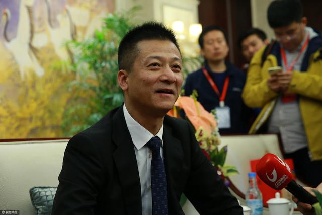 台湾吴梦梦到粉丝家里高清