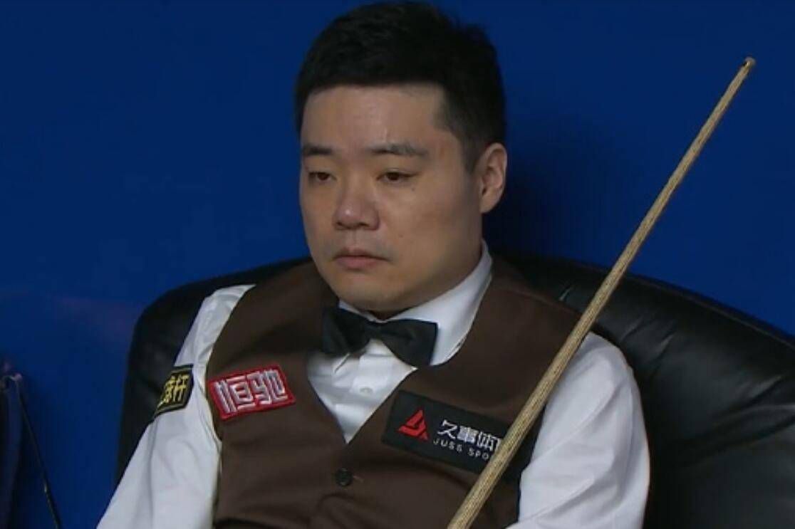狂欢的年会